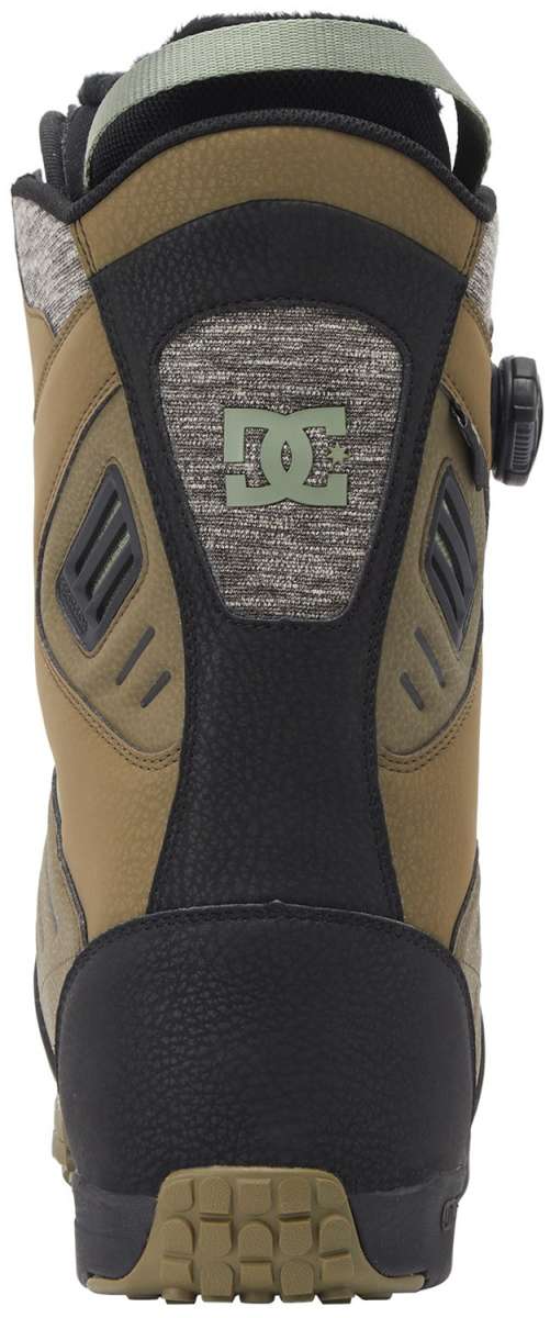 DC Judge BOA Snowboard Boots 2024 - A pair of tan snowboard boots with a gray patterned fabric on the tongue and heel, featuring a black BOA dial.