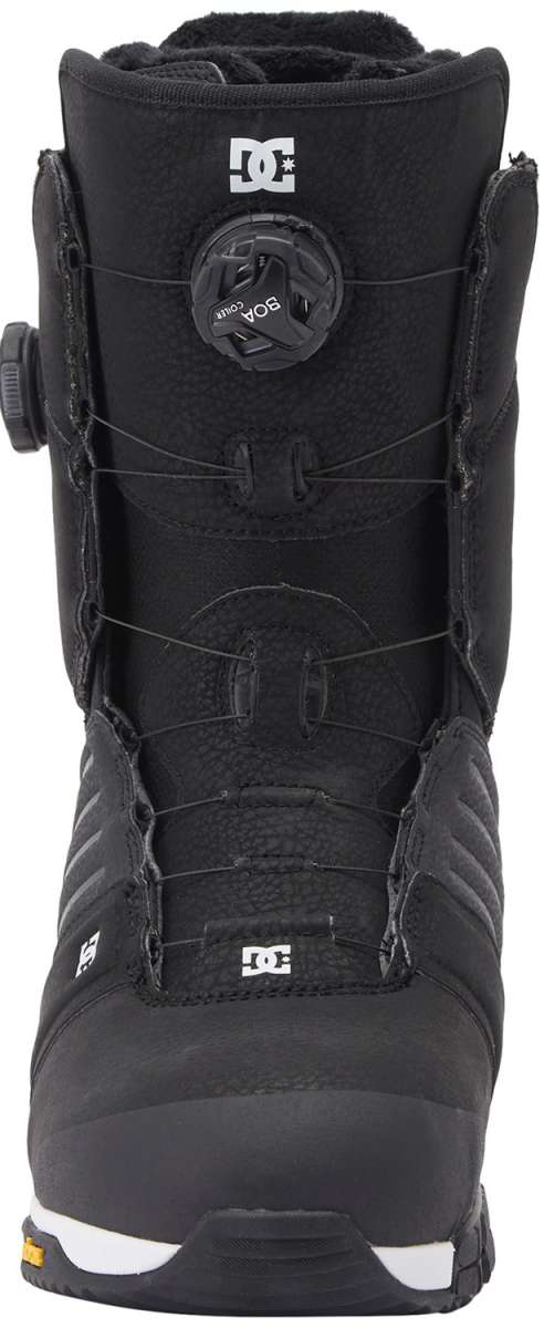 DC Judge BOA Snowboard Boots 2024 - Black snowboard boots with white accents and a round black BOA dial on the side.