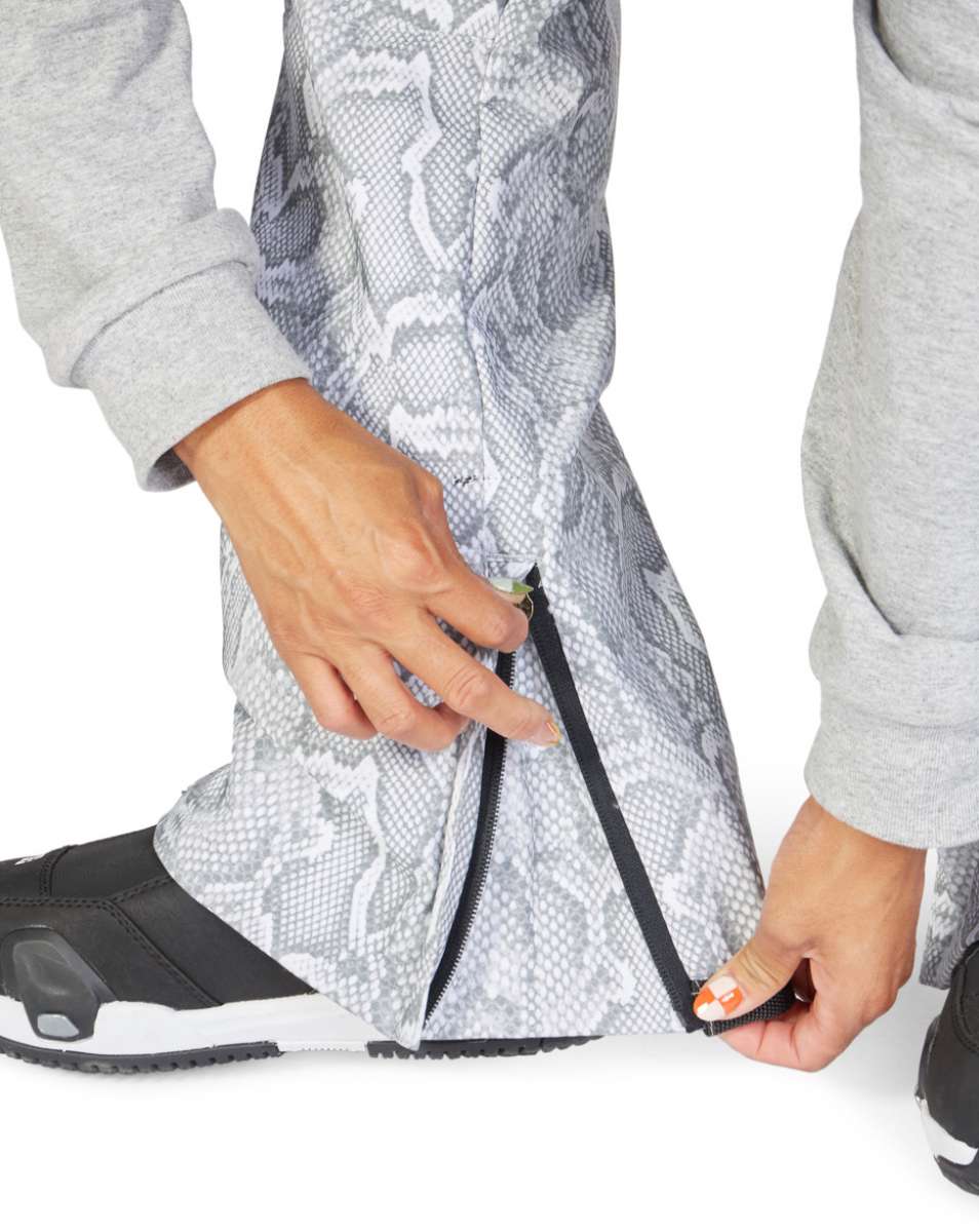 DC Women's Collective Shell Bib 2023 - Black bib with white logo on left thigh and black zipper down center front.