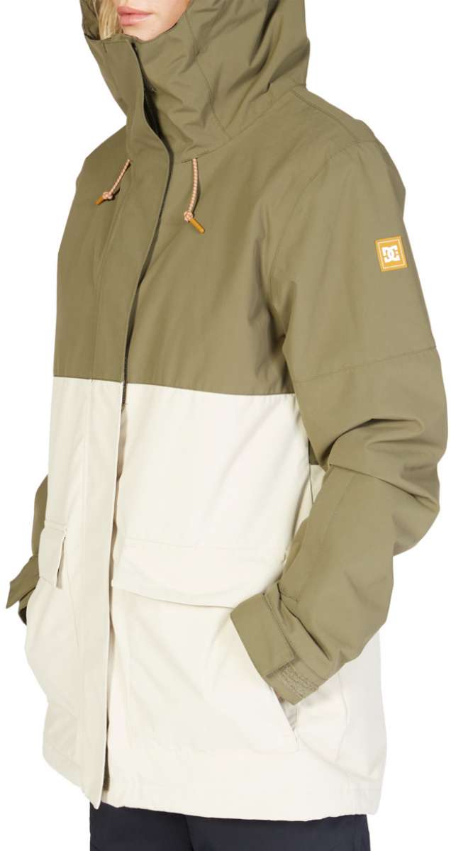 DC Women's Cruiser Insulated Jacket 2023 - A green, white and cream-colored jacket with a hood.