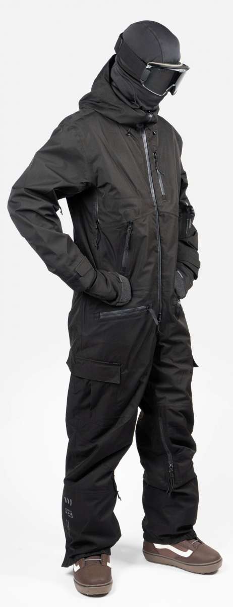Endeavor 3L Shelter One Piece Suit 2024 - Black snowsuit with a high collar and zippered pockets on both sides.