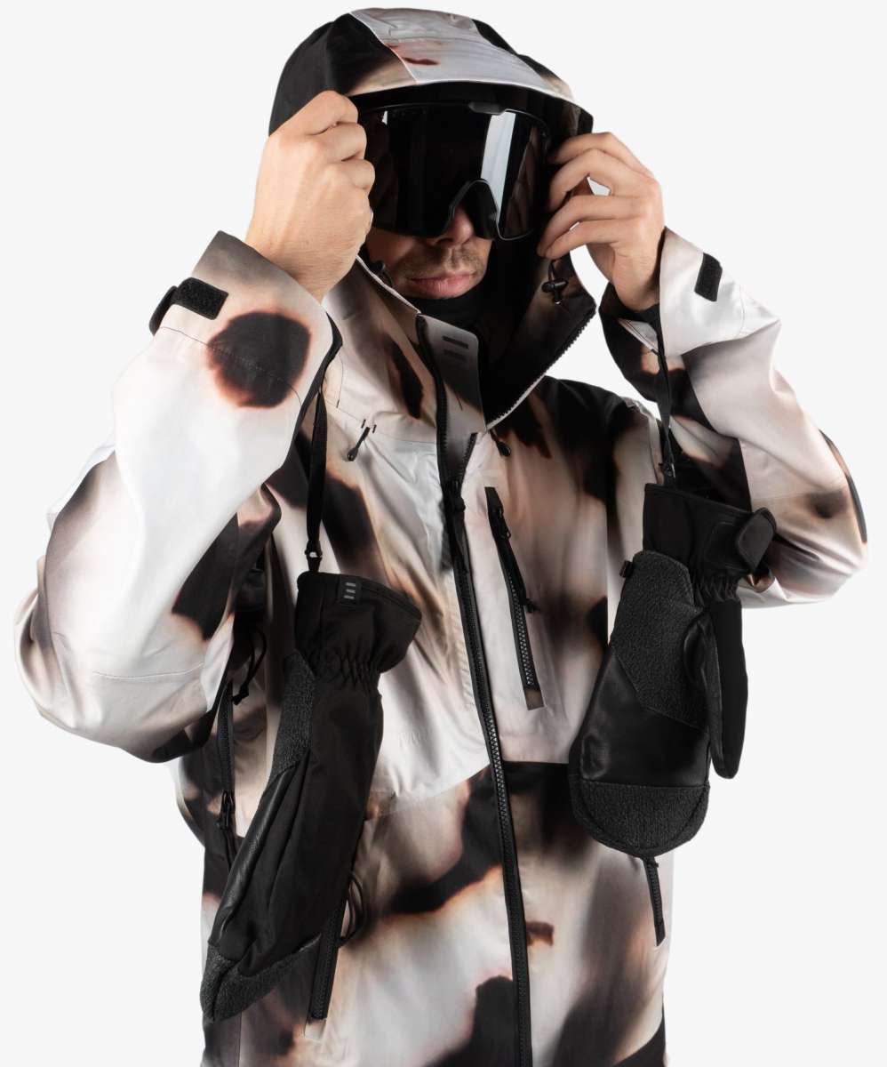 Endeavor 3L Shelter One Piece Suit 2024 - A black and white snowsuit with a subtle pattern of diagonal stripes.