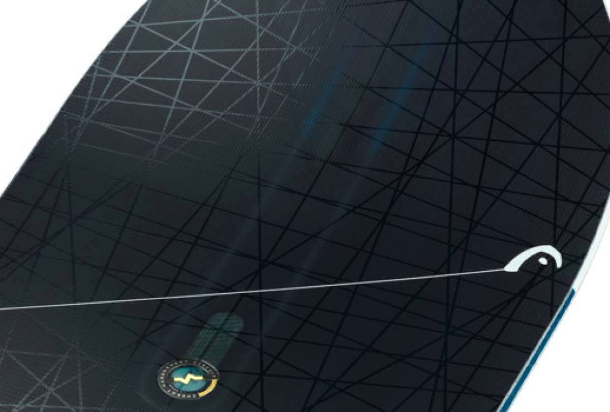 Head E Pulse LYT Snowboard 2023 - A black snowboard with a geometric pattern and white accents on the edges.