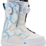 K2 Kinsley snowboard boots feature a white colorway with blue accents and BOA lacing system.