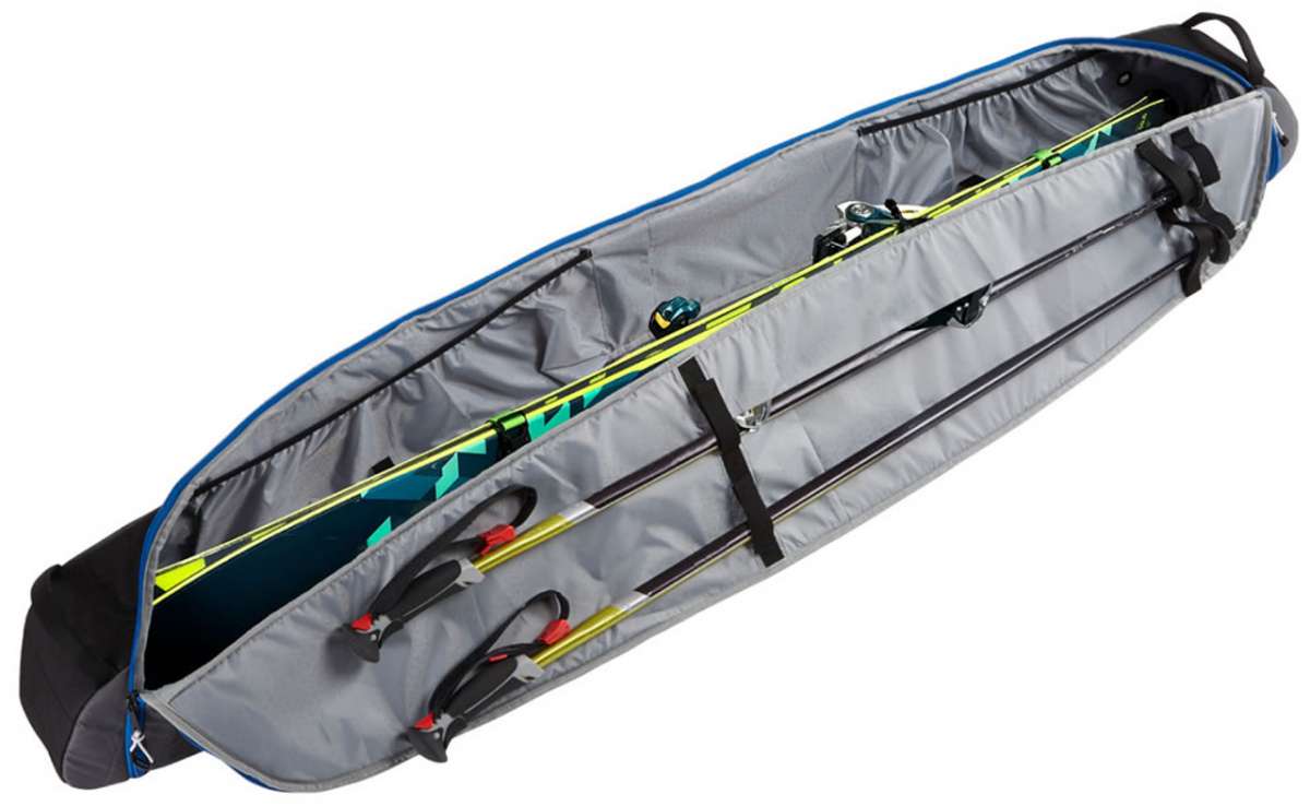 Kulkea Kantaja Ski Bag 2022-2023 - A large, gray ski bag with a zippered opening and black handles on top.
