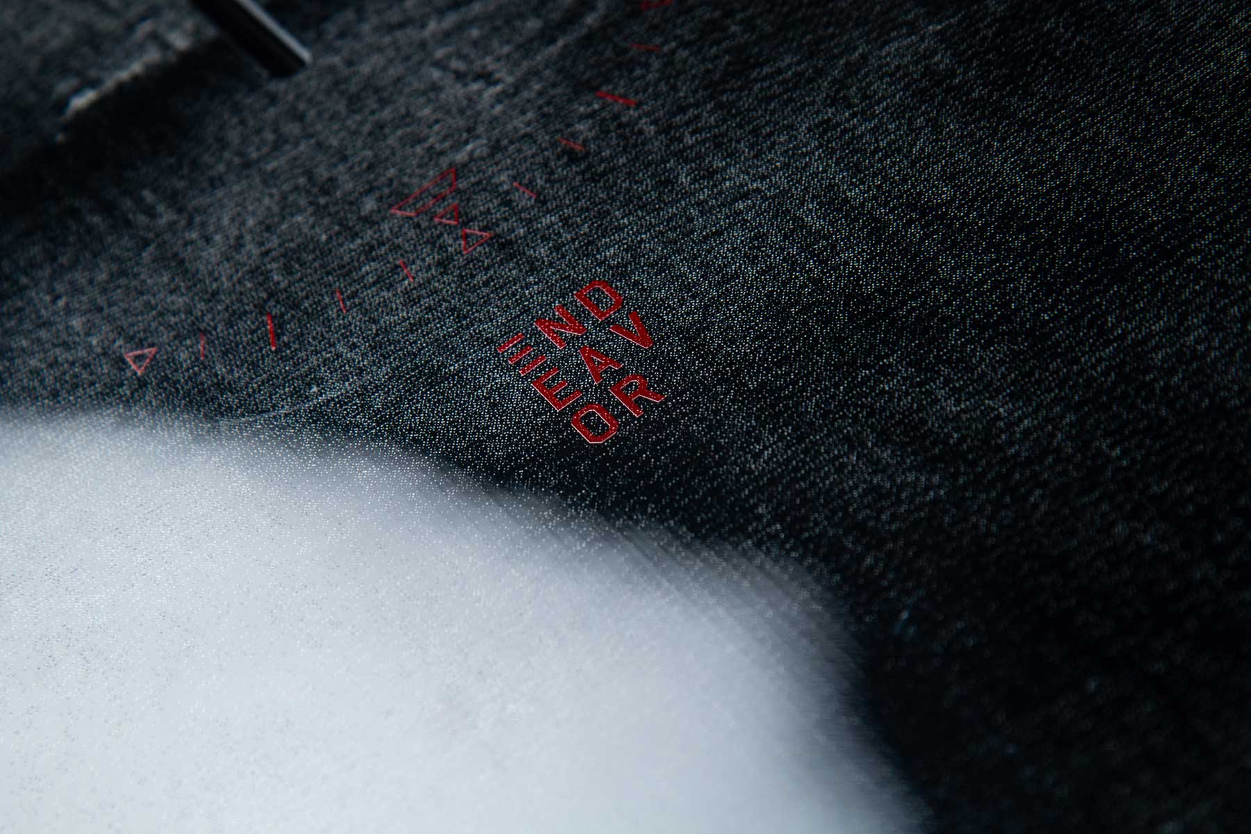 Endeavor Live Snowboard 2020 - A black snowboard with a white logo and red lettering on the top left corner.