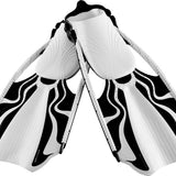Speedo Momentum Blade Swim Fins - White swim fins with black accents on the blades.