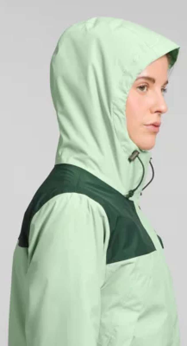 North Face Ladies Antora Triclimate Shell Jacket 2024 - A light green jacket with a darker green panel across the chest and shoulder area.