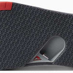 Reef Men's Fanning Low Sandal 2020 - A gray sandal with a red strap on top.