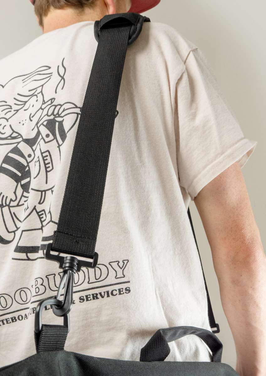 Ride Blackened Board Bag 2023 - Black bag with black straps and silver buckles.