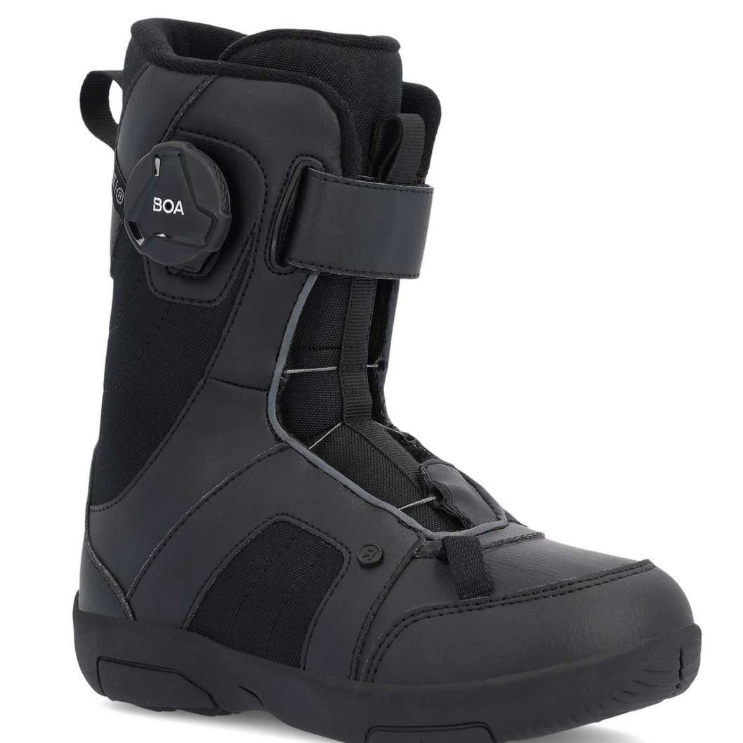 Ride Junior Norris Snowboard Boot 2023 - Black snowboard boots with a white logo on the side and a strap closure system.