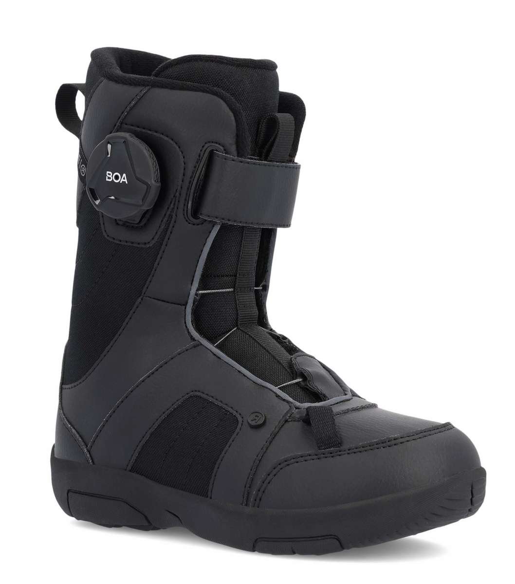 Ride Junior Norris Snowboard Boot 2023 - Black snowboard boots with a white logo on the side and a strap closure system.