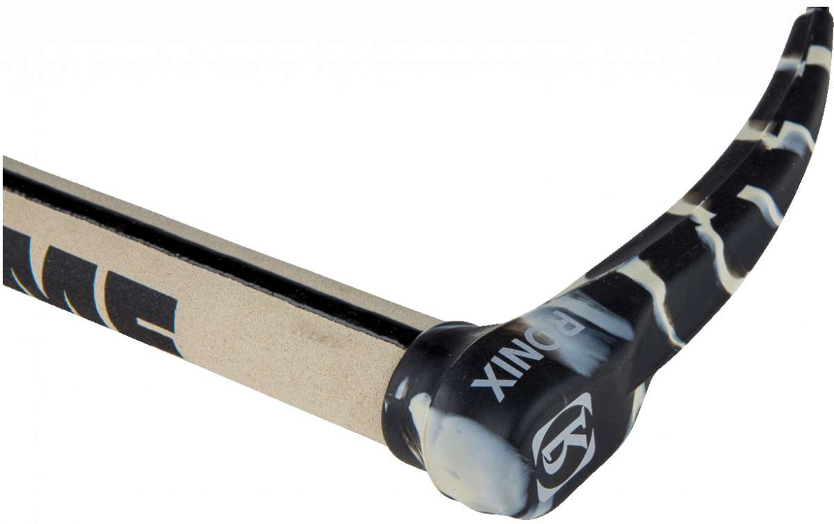 Ronix Supreme Handle 2023 - Black handle with white lettering on a black background.