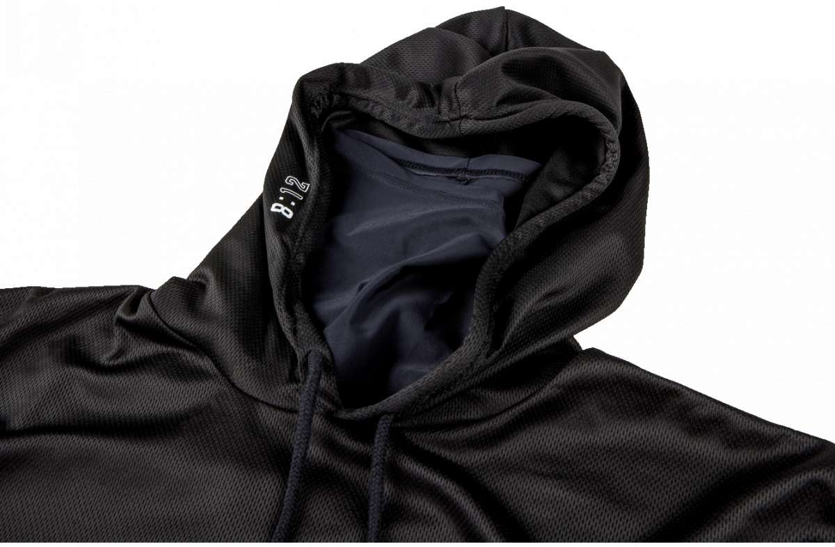Ronix UV Shade Hoodie 2023 - A black hoodie with a subtle white logo on the left chest and a small tag near the bottom hem.