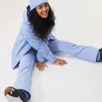 Roxy Junior's Backyard Insulated Pant 2024 - Light blue snow pants with a subtle pattern of small, darker blue dots.