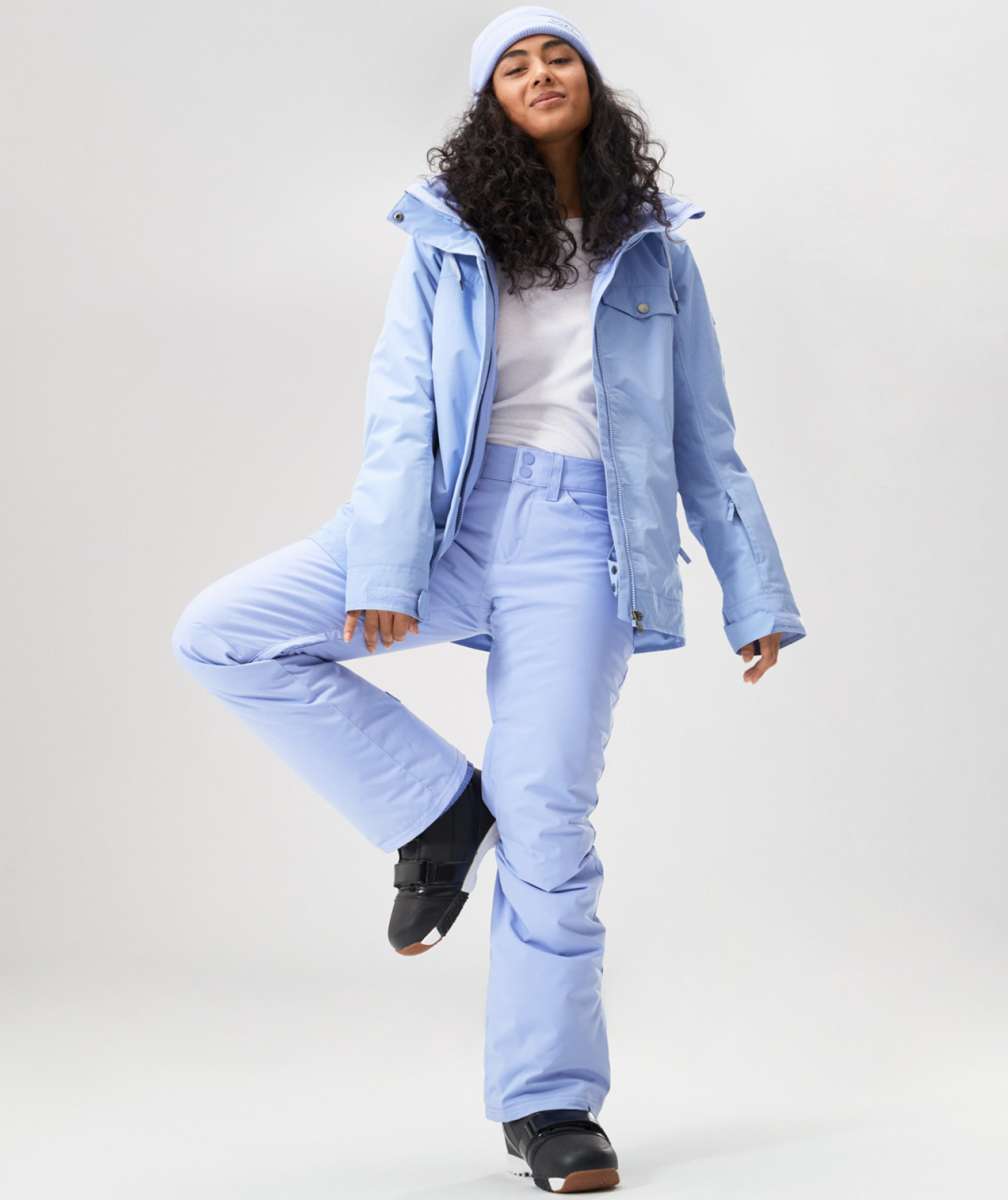 Roxy Junior's Backyard Insulated Pant 2024 - Light blue snow pants with a subtle white stripe pattern on the side of one leg.