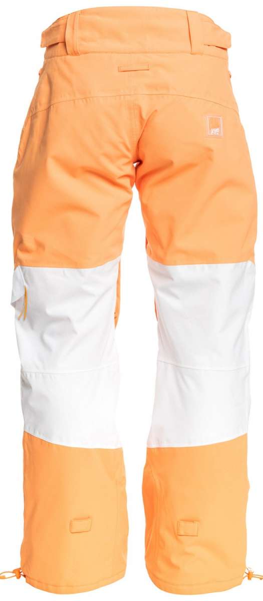 Roxy Women's Chloe Kim Woodrose Pant 2024 - A pair of women's snow pants in a woodrose color with white accents on the bottom and side pockets.