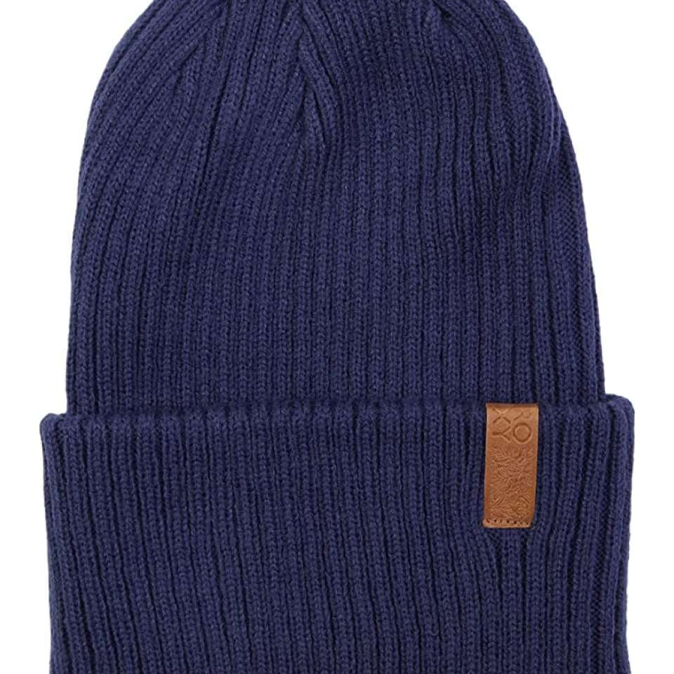 Roxy Women's Dynabeat Beanie 2022 - A navy blue beanie with a tan leather logo patch on the front.