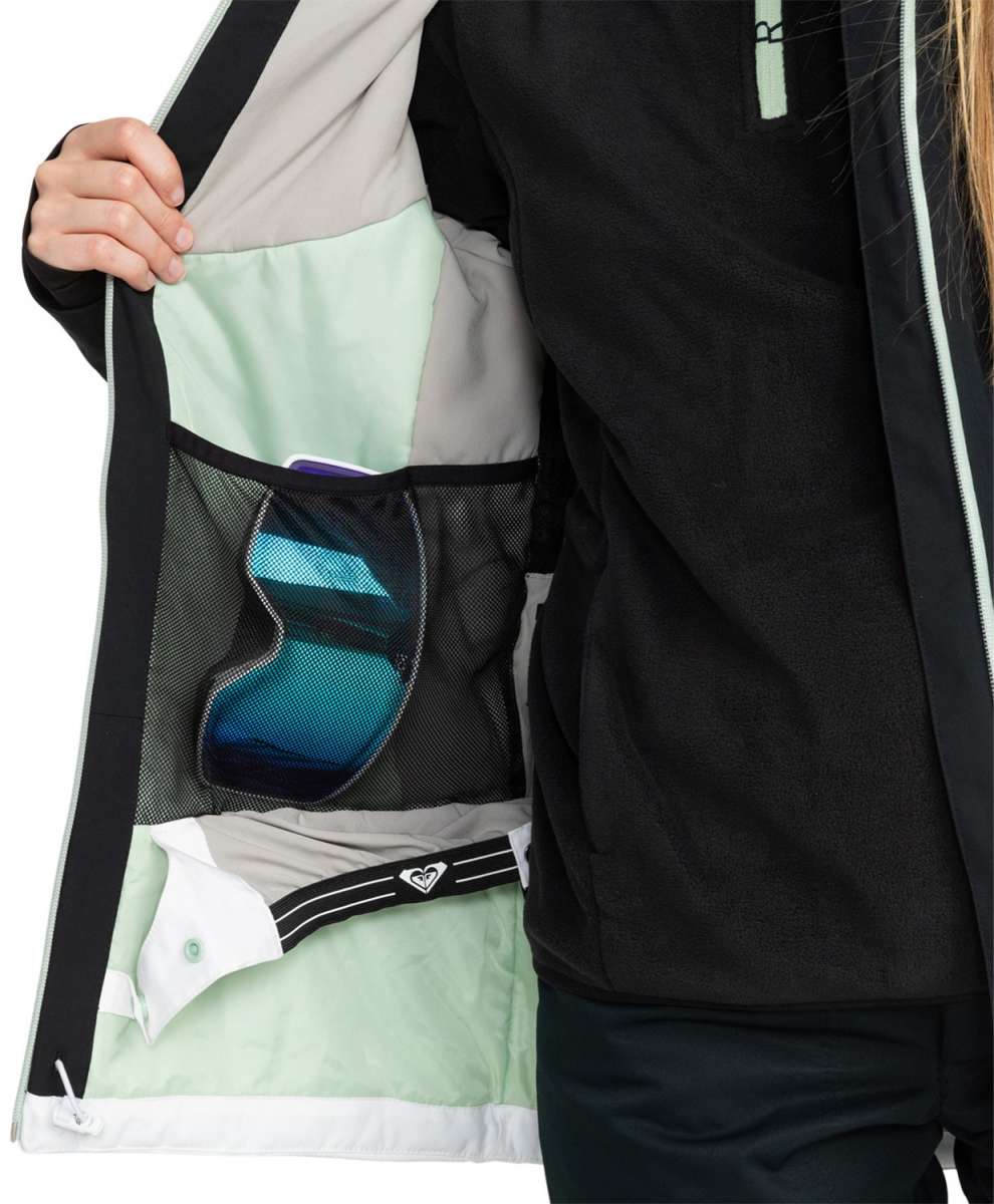 Roxy Women's Peakside Insulated Jacket 2024 - A black jacket with a white zipper and two zippered pockets on the front.