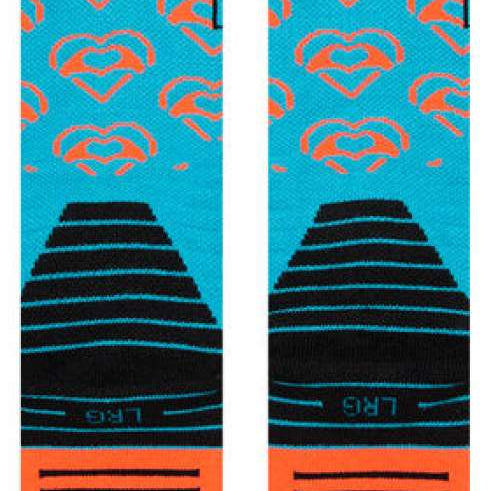 Stance Develop Snowboard Socks 2023 - Black snowboard socks with a repeating pattern of white and grey stripes.