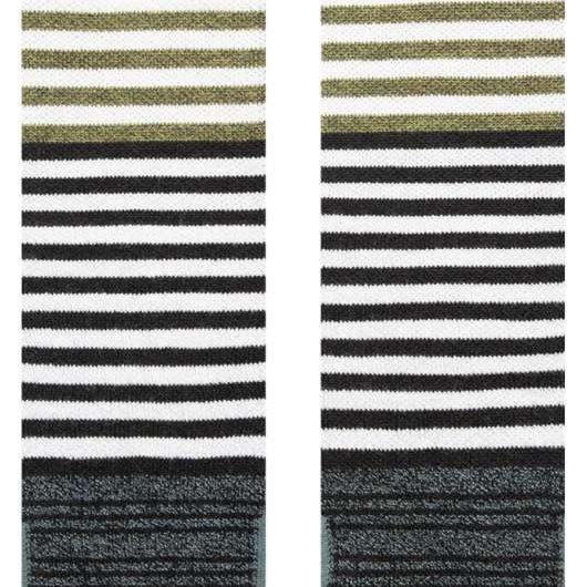 Stance Diatonic Snow Sock 2024 - White snow socks with a subtle diagonal stripe pattern and a small logo on top.