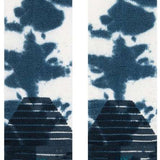 Stance Maliboo Dye Snow Sock 2023 - A pair of snow socks with a blue and white tie-dye pattern.