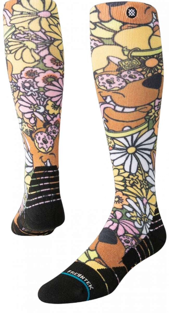 Stance Snakin Scoobs Snow SB Sock - A pair of knee-high socks with a cartoon image of Scooby-Doo in a snowboarder's outfit, wearing a black helmet and goggles.