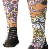Stance Snakin Scoobs Snow SB Sock - A pair of knee-high socks with a cartoon image of Scooby-Doo in a snowboarder's outfit, wearing a black helmet and goggles.