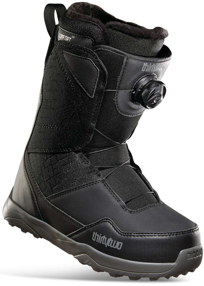 ThirtyTwo Women's Shifty BOA Snowboard Boot 2023 - Black snowboard boots with a textured pattern on the toe and heel areas.