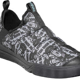 ThirtyTwo The Lounger X Bomb Hole Shoe 2024 - A gray shoe with a repeating pattern of white and black "THE BOMB HOLE" logos, featuring a cartoon bomb graphic.