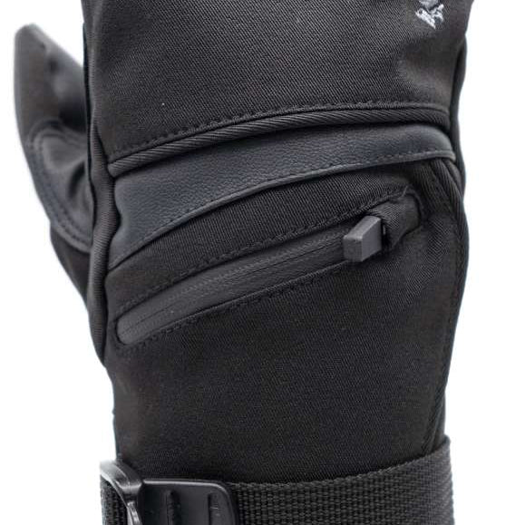 Treviso Junior Blaze Mitten 2023 - A pair of black mittens with a white logo on the back of one mitten that says "TREVISo".