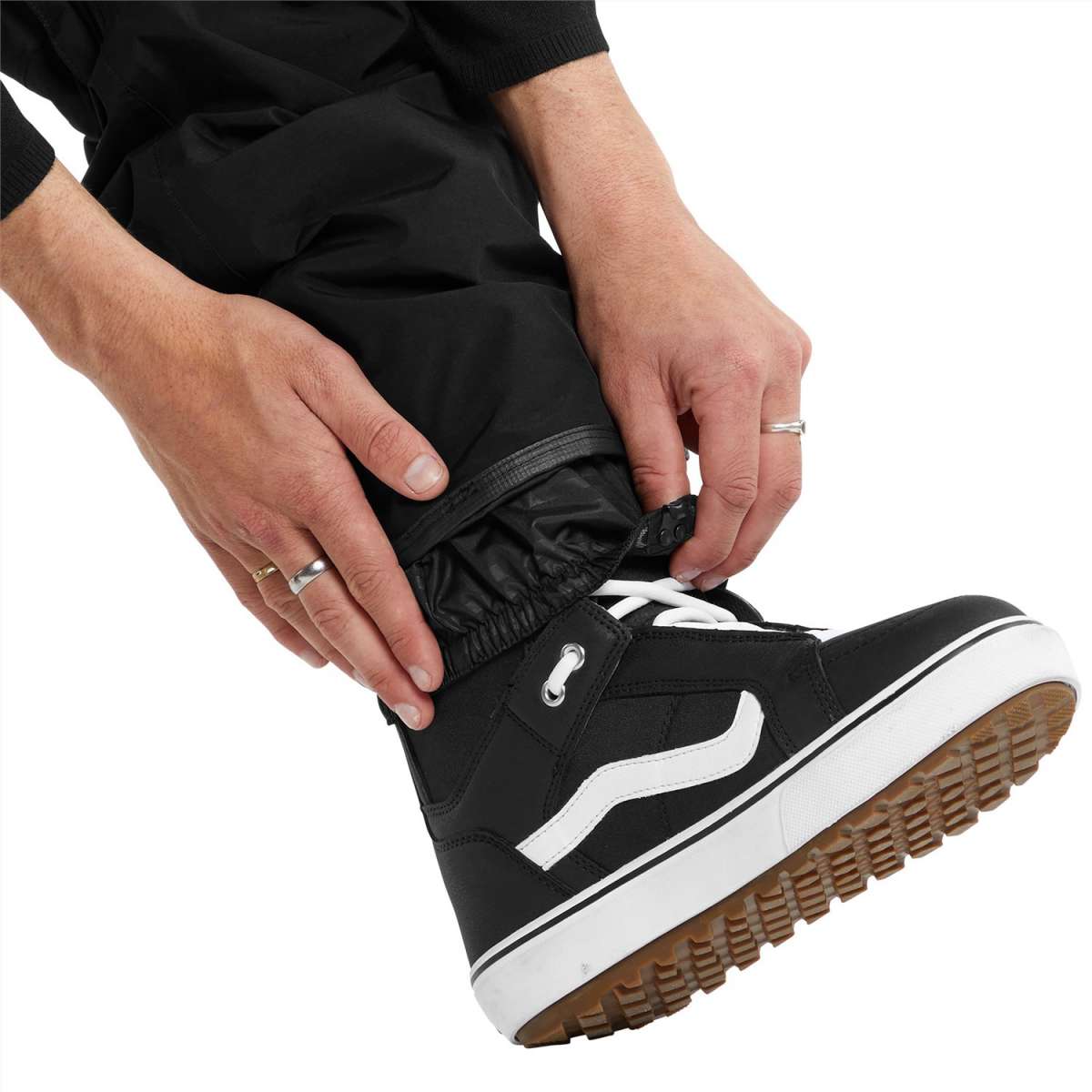 Volcom L GORE-TEX Shell Pant 2024 - Black waterproof pants with a zippered ankle cuff and adjustable Velcro waistband.