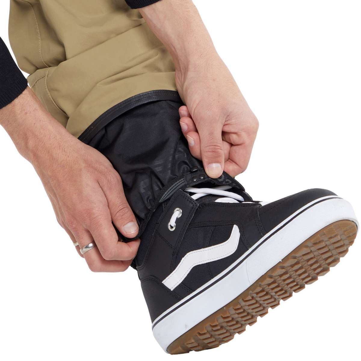 Volcom L GORE-TEX Shell Pant 2024 - Black waterproof pants with a textured pattern on the side of the leg.