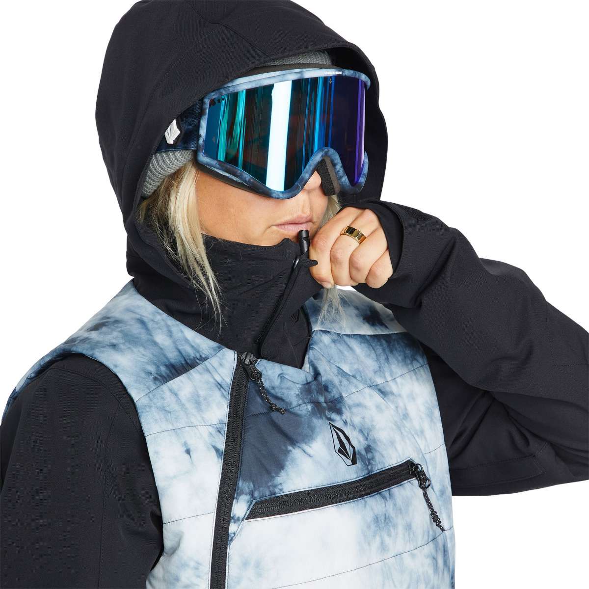 Volcom Women's T.T.T. 4 in 1 Jacket 2023 - A black and white tie-dye patterned jacket with a hood, worn by a model against a plain background.