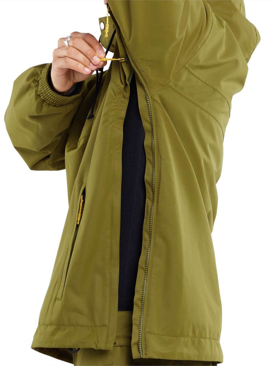 Volcom Longo Shell Pullover Jacket - A green jacket with a hood, featuring a zipper down the front and two zippered pockets on either side.